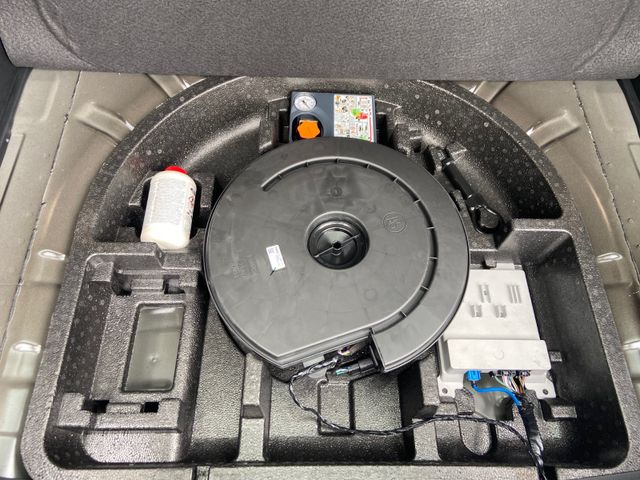 Fahrzeugabbildung Ford Focus Turnier Active X Autom., NAVI+RFK*PDC*LED