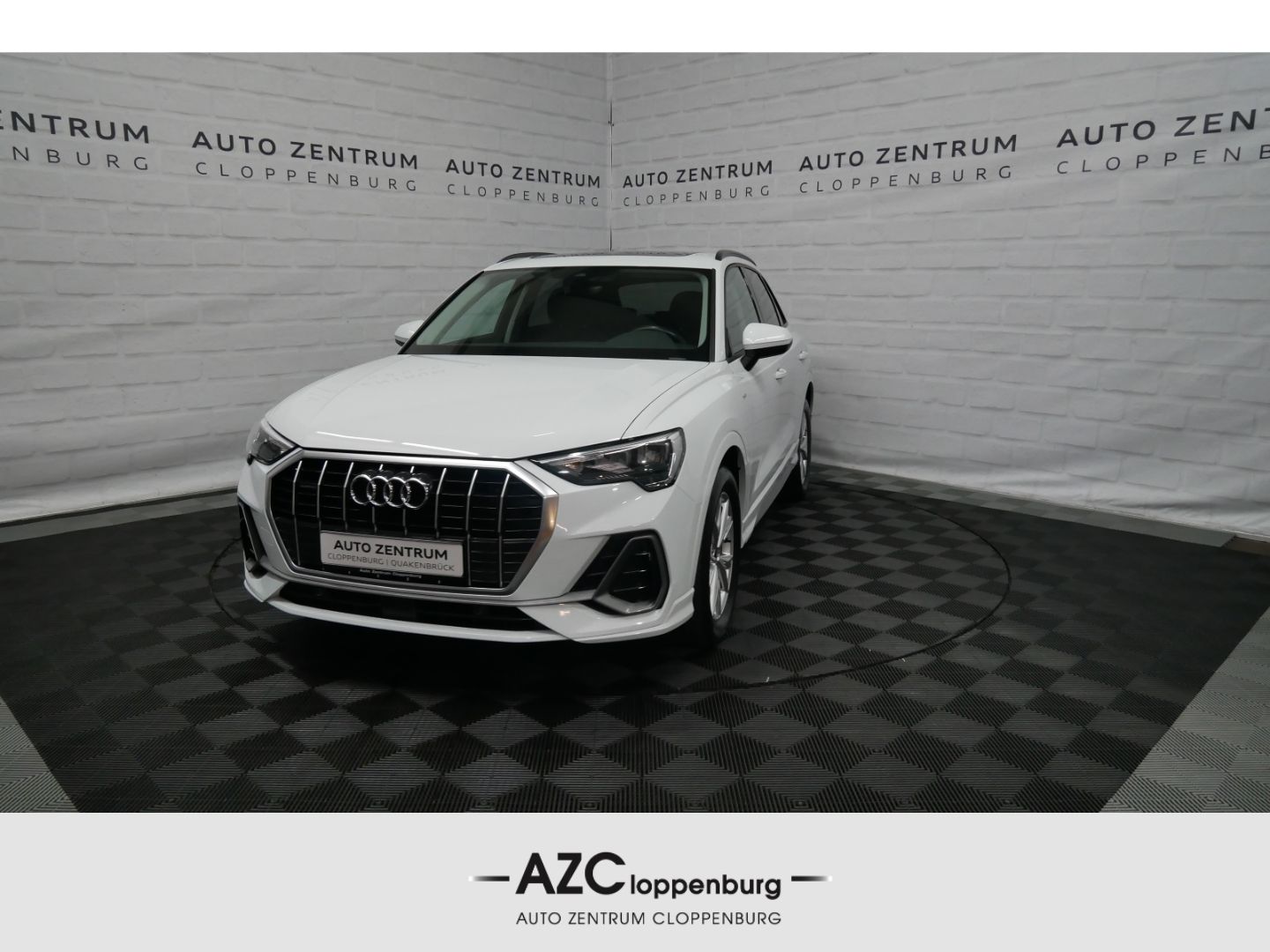 Audi Q3 35 TDI q S line Pano+Navi+Virtual+ACC+AHK+18'