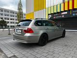BMW 325D Automatik Großes Navi Technisch Top - BMW 325 aus 2007: Kombi