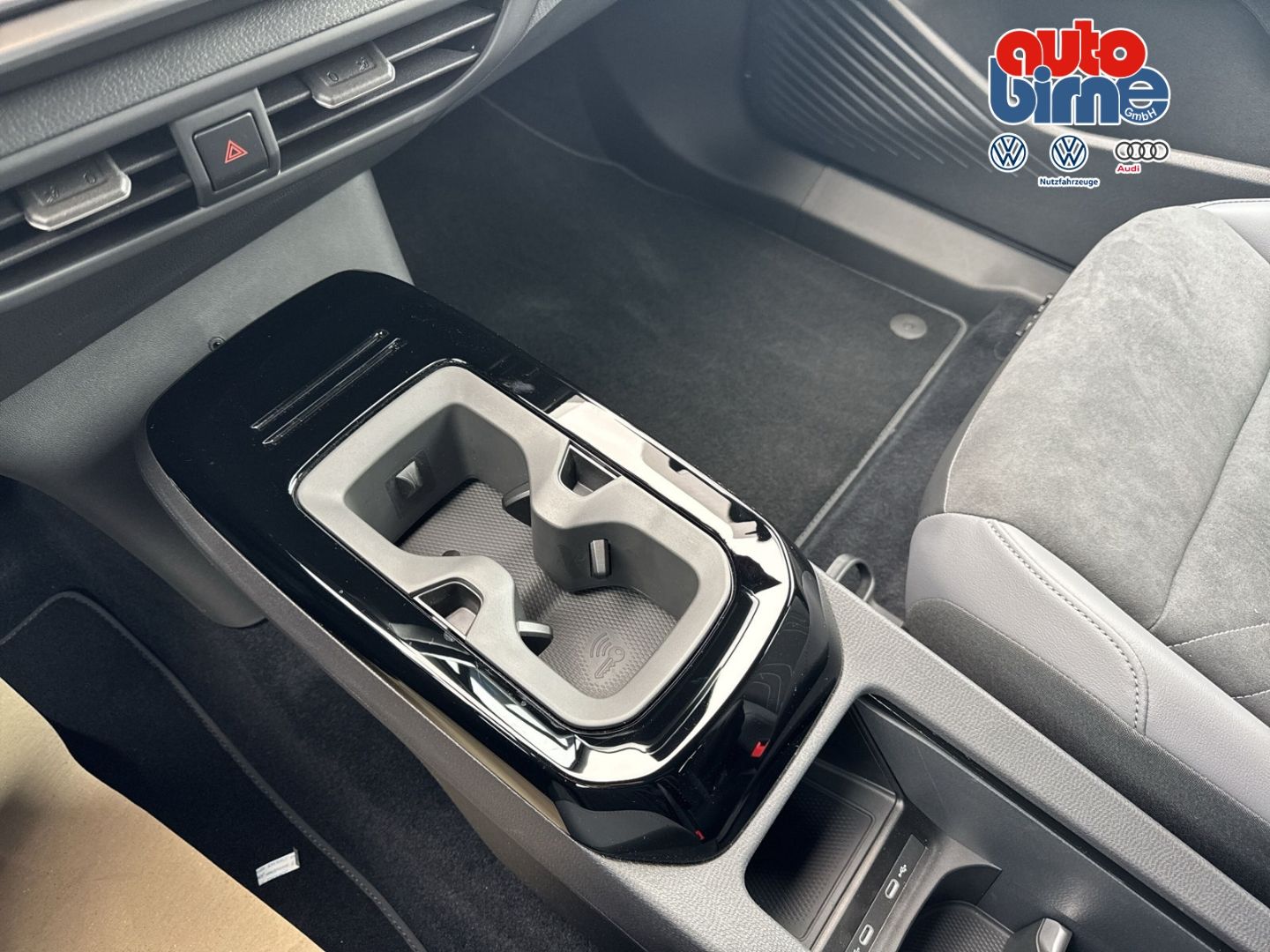 ID.4 Pro Move Navi LED ACC  Apple CarPlay Androi