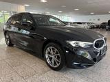BMW 320 d xDrive Touring 8fach bereift+SHZ+Curved - BMW Gebrauchtwagen in Wuppertal