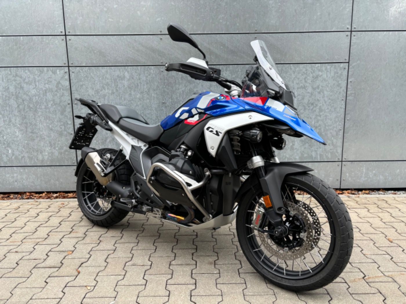 Fahrzeugabbildung BMW R 1300 GS Trophy 4 Pakete Fahrzeughöhenregelung