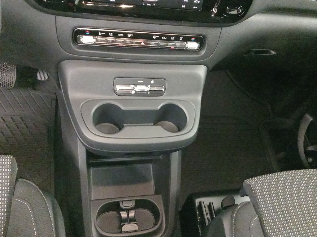 Fahrzeugabbildung Mercedes-Benz Vito Tourer PRO 124 CDI lang AHK*Navi*360*LED
