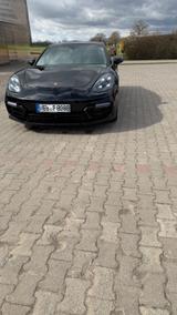 Porsche Panamera Turbo S E-Hybrid Turbo S - Porsche Panamera Turbo mit Hybrid-Antrieb (Benzin/Elektro)
