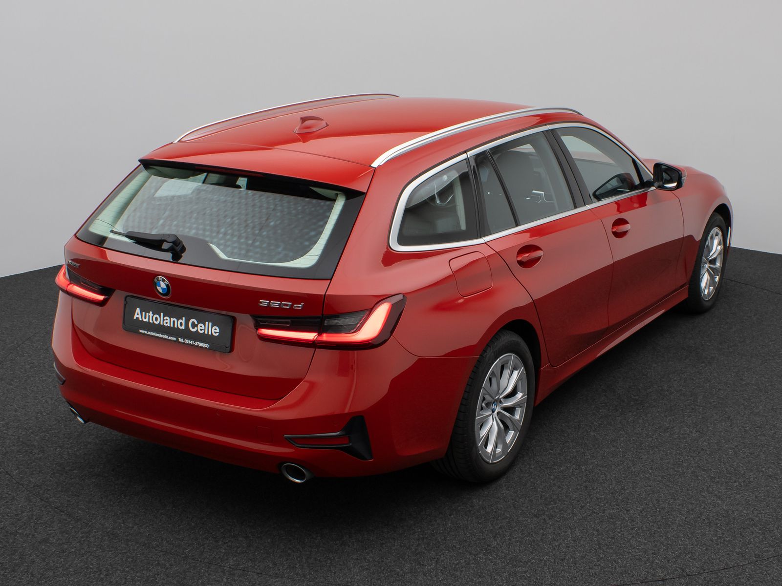 Fahrzeugabbildung BMW 320d  xD Laser DAB Fernlichtassist Komfort Alarm