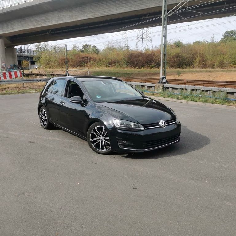 Image of Volkswagen Golf