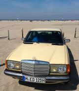 Mercedes-Benz 300 D (W123) Turbodiesel, 5-Gang - Mercedes-Benz 300 mit Diesel-Antrieb: 300d Turbo