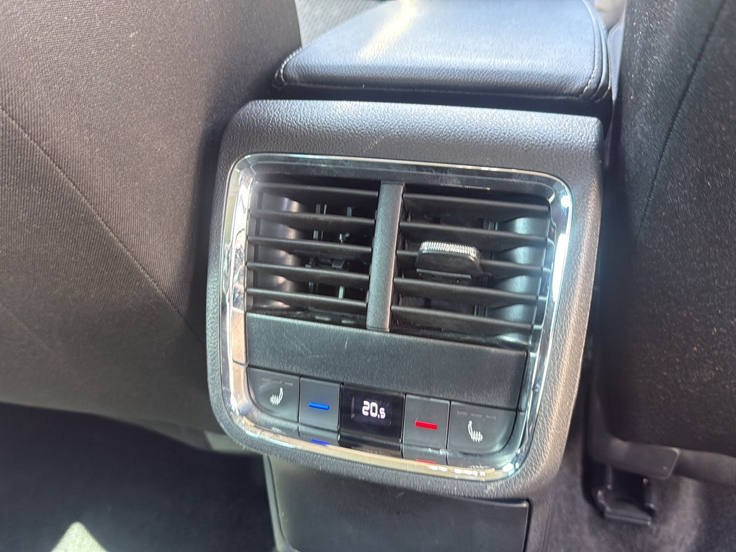 Fahrzeugabbildung SKODA Octavia Combi First Edition
