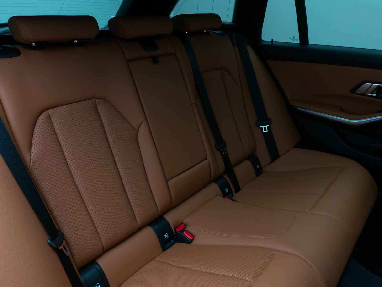 Fahrzeugabbildung BMW 320d  xD M Sport Panorama DAB HiFi PDC AHK Alarm