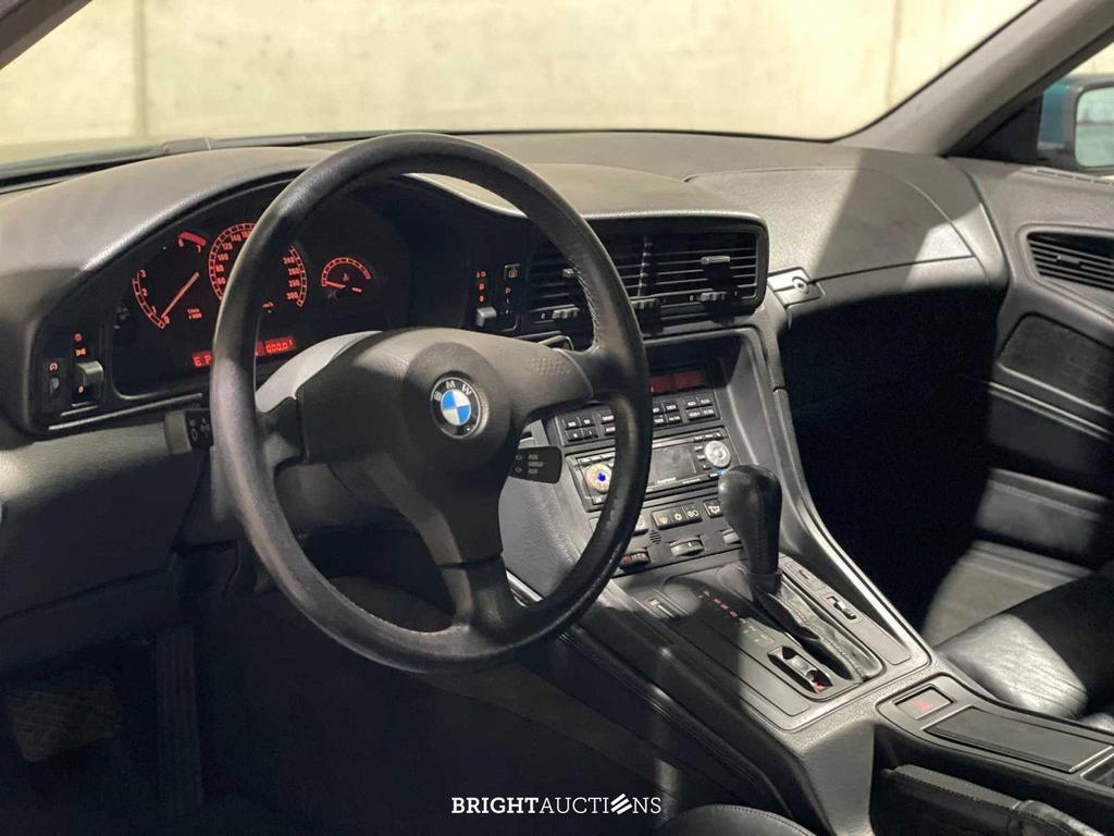 BMW 850