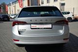 Skoda Octavia Combi 2.0 TDI Clever LED Navi AHK Kamera - Skoda Octavia Clever mit Diesel-Antrieb