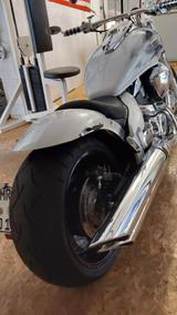 Suzuki M1800R