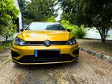 Volkswagen Golf 2.0 TSI DSG 4MOTION R R - Volkswagen: Gold