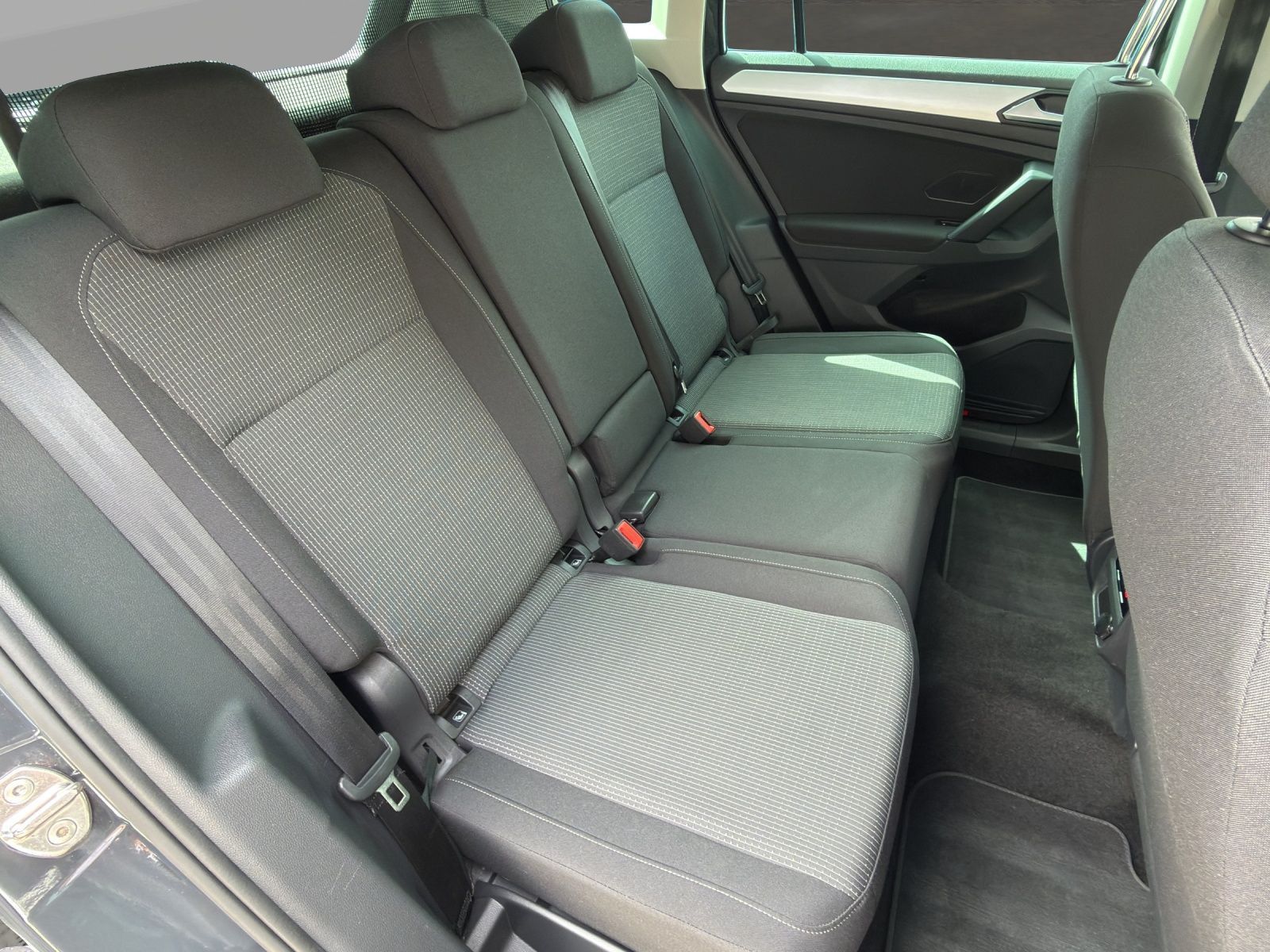 Volkswagen Tiguan - Bild 15