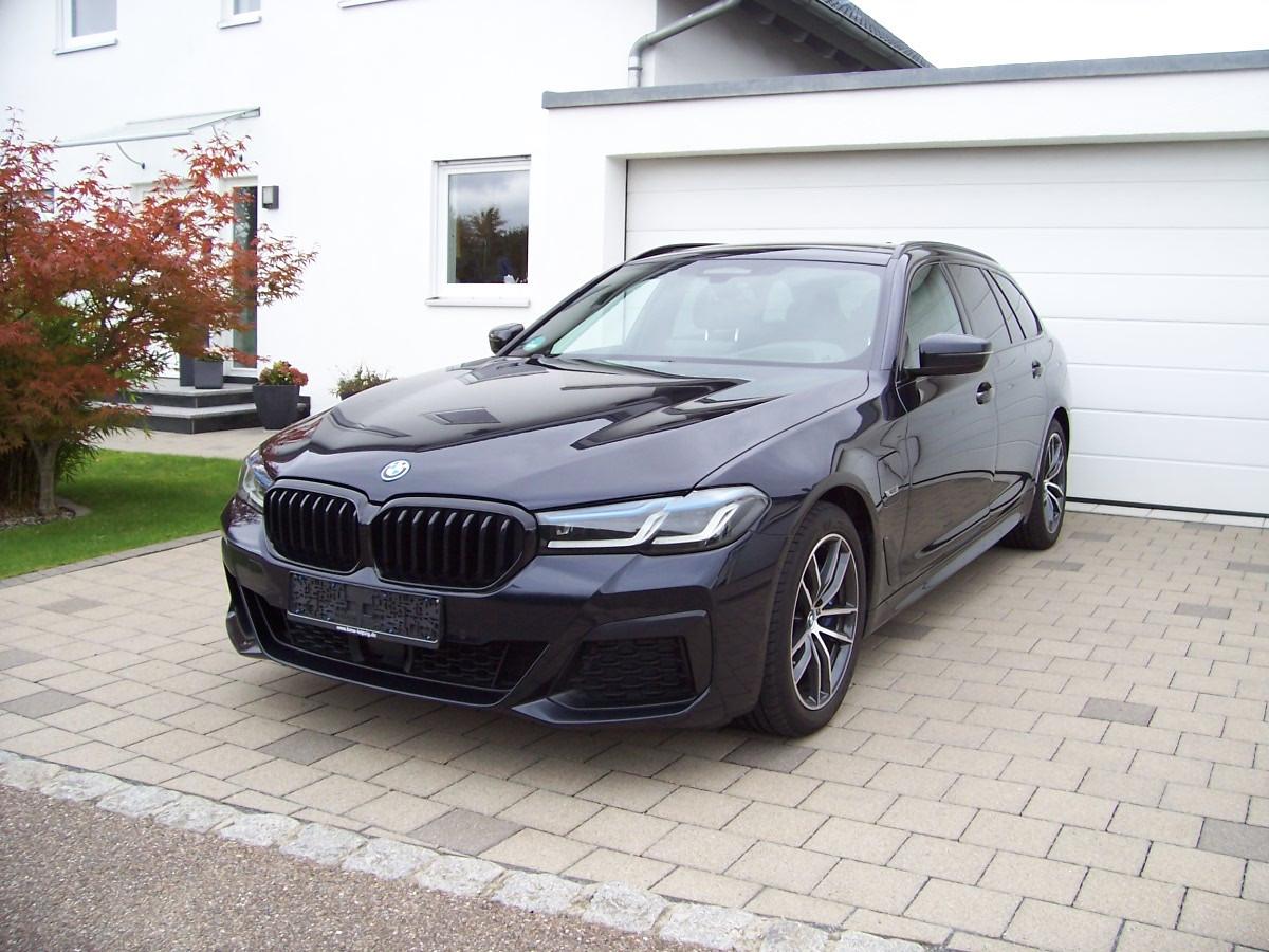 BMW 530e Touring M Sportpaket HEAD/PANO/AHK/LASER