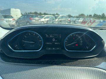 Peugeot 2008 - 5