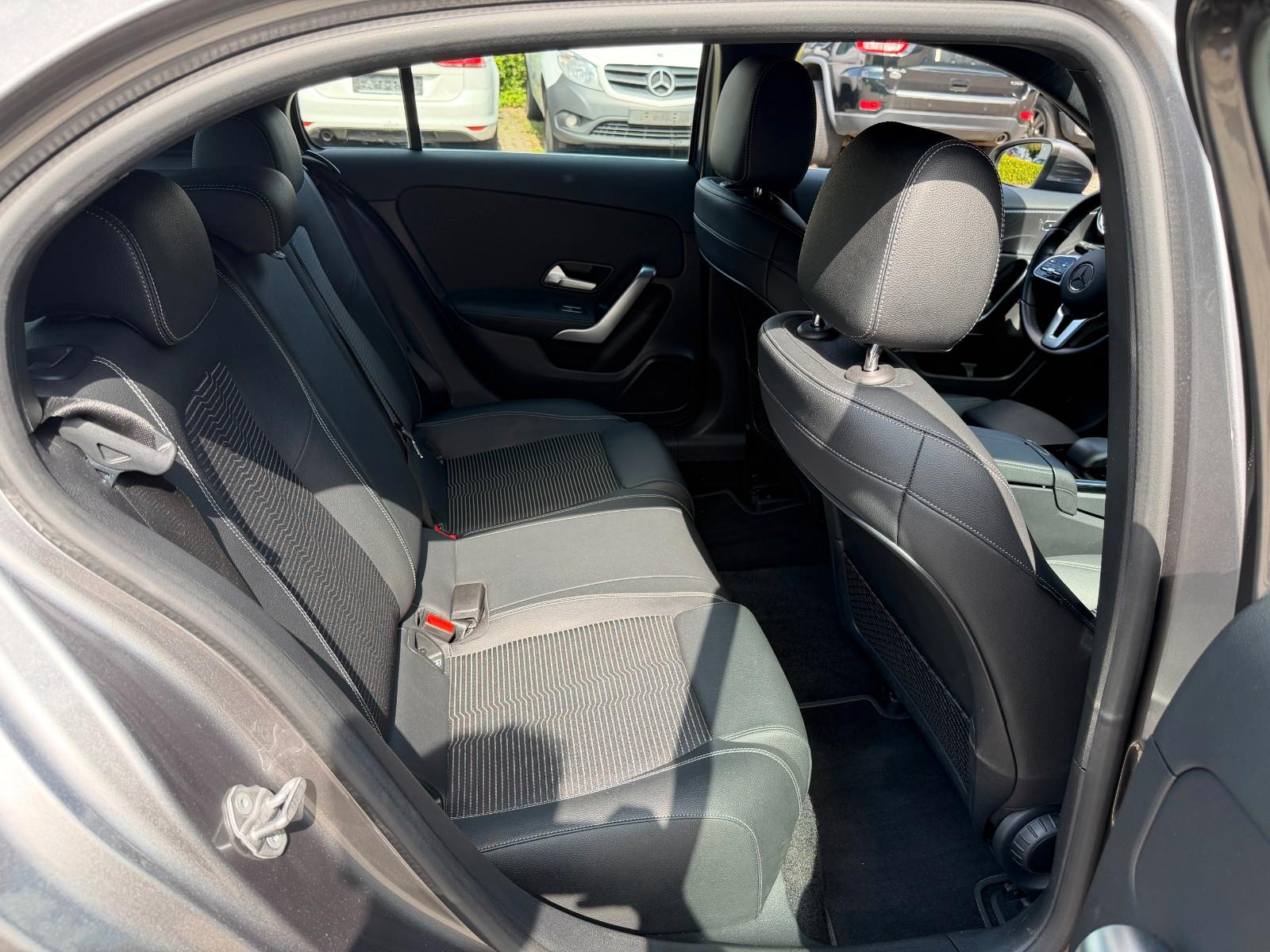 Mercedes-Benz A-Class 4Matic Garantie *Navi *Keyless *Kamera*LED, миниатюра 16