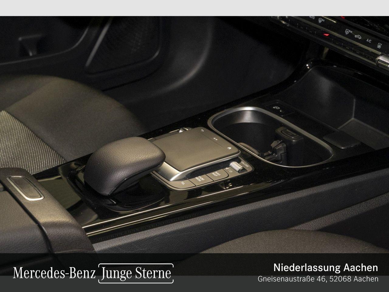 Mercedes-Benz A 250 e Lim Pano/LED/Kam/CarePlay/Navi+/DAB/PTS