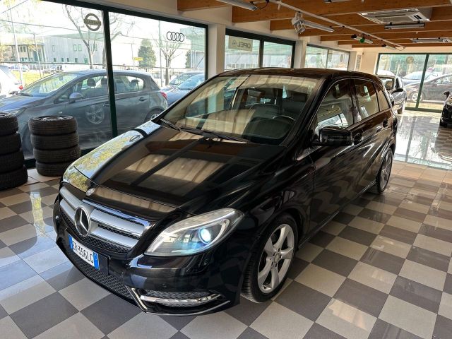 Mercedes-Benz Mercedes-benz B 180 B 180 BlueEFFICIENCY Premium