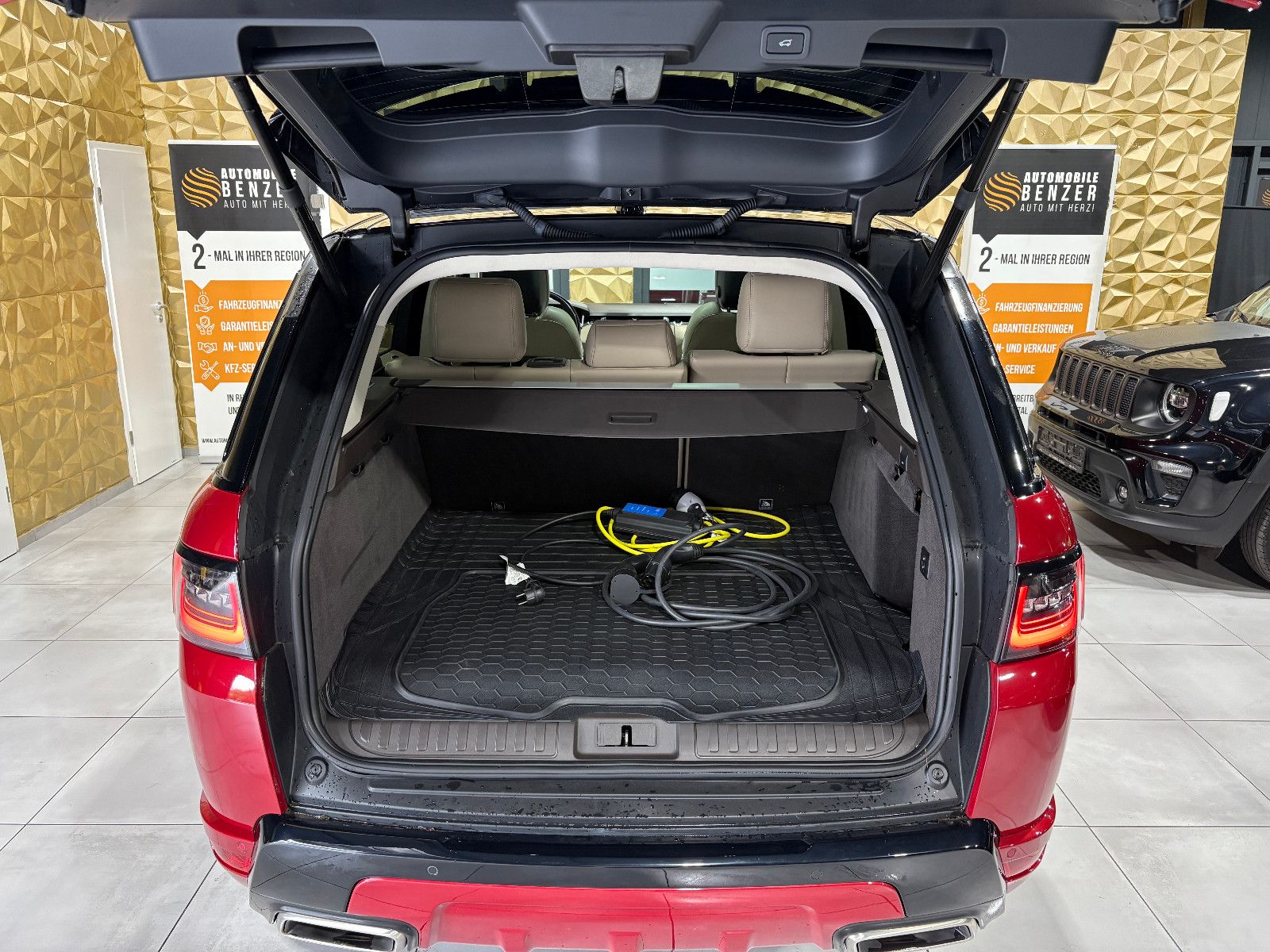 Fahrzeugabbildung Land Rover Range Rover Sport HSE Dynamic Hybrid/PANO/MEMORY