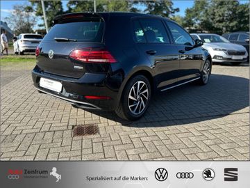 Volkswagen Golf - 5