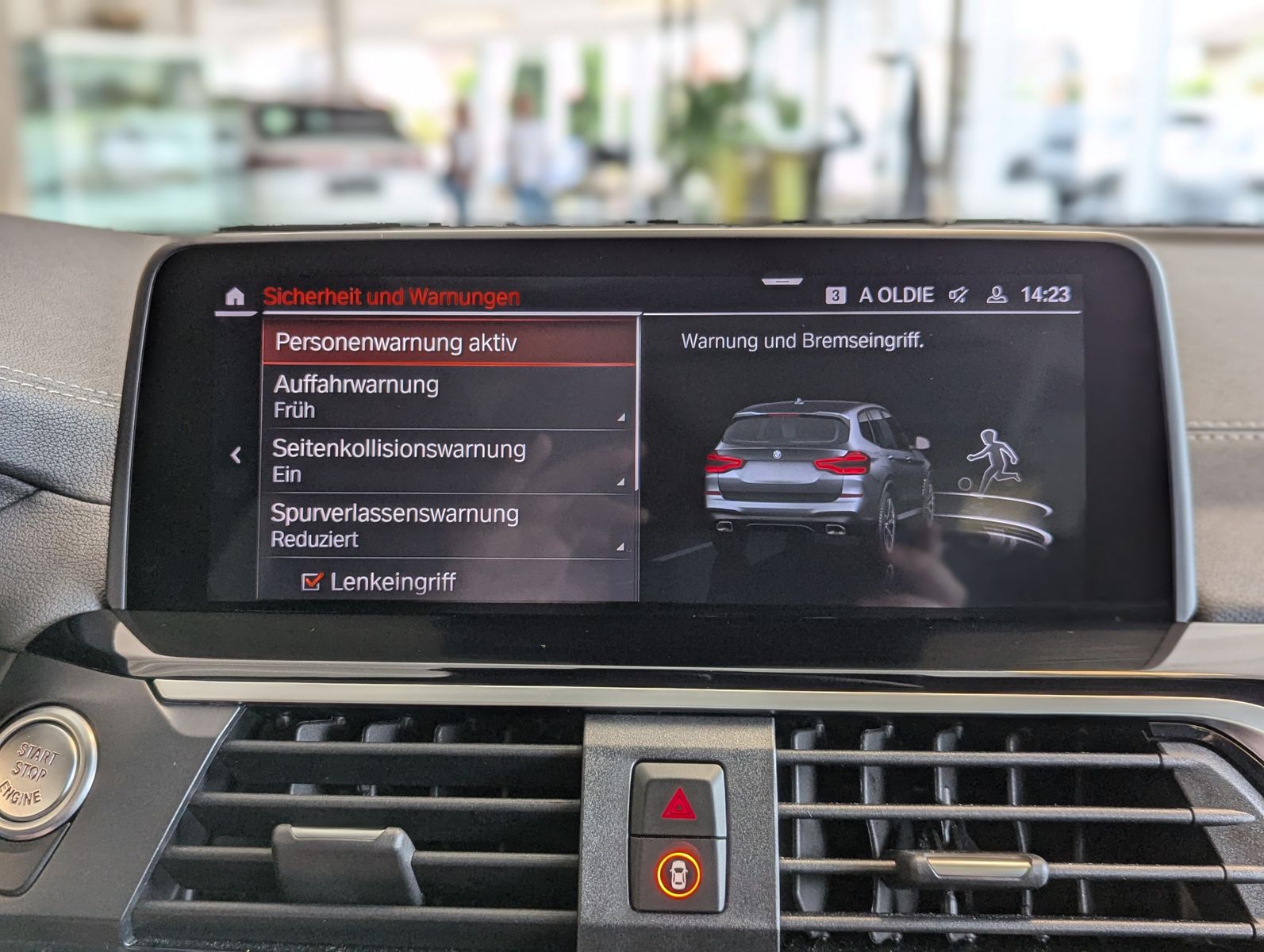 BMW X3 xD 30 d M-Sport Pano HUD ACC Harman H/K AHK - Image 31
