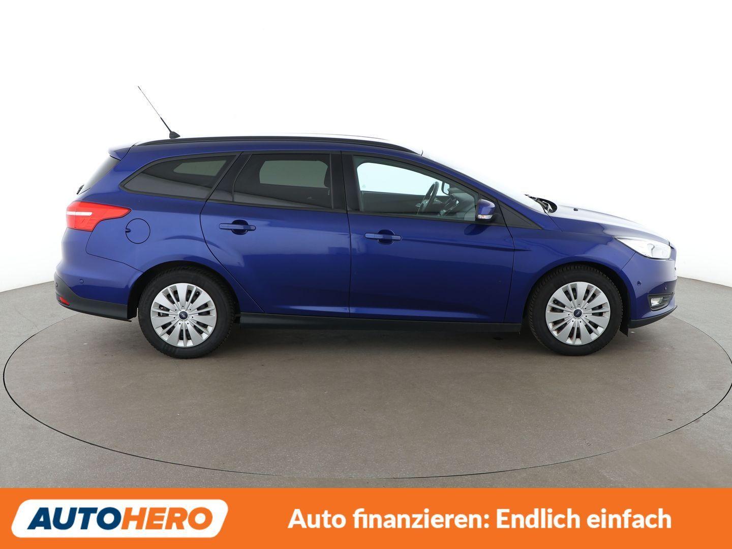 Ford Focus 1.0 EcoBoost Business*NAVI*TEMPO*PDC*SHZ*