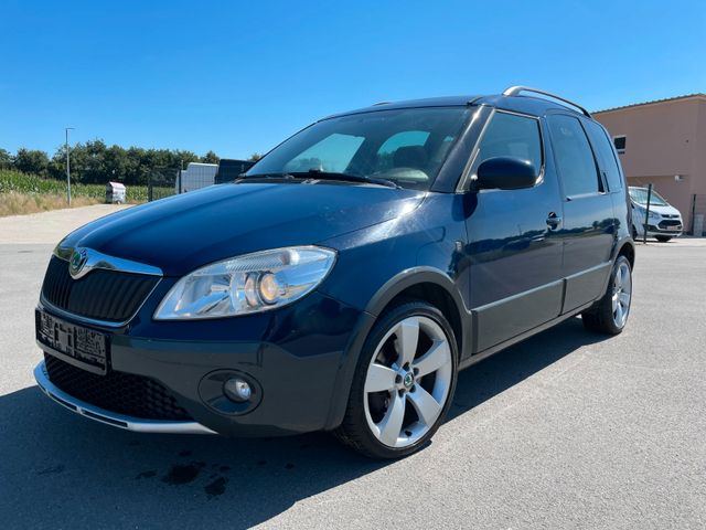 Skoda Roomster Scout Plus Panoramadach TÜV NEU