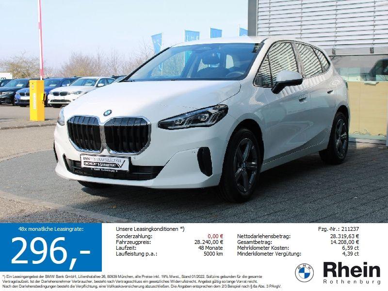 BMW 220i Active Tourer Navi LED AHK Kamera wenig km