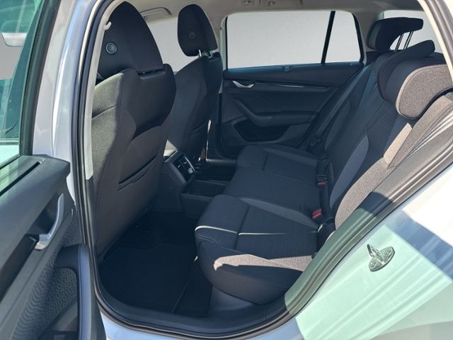 Octavia Combi 1.5 TSI mHEV Selection LED+NAVI.+R