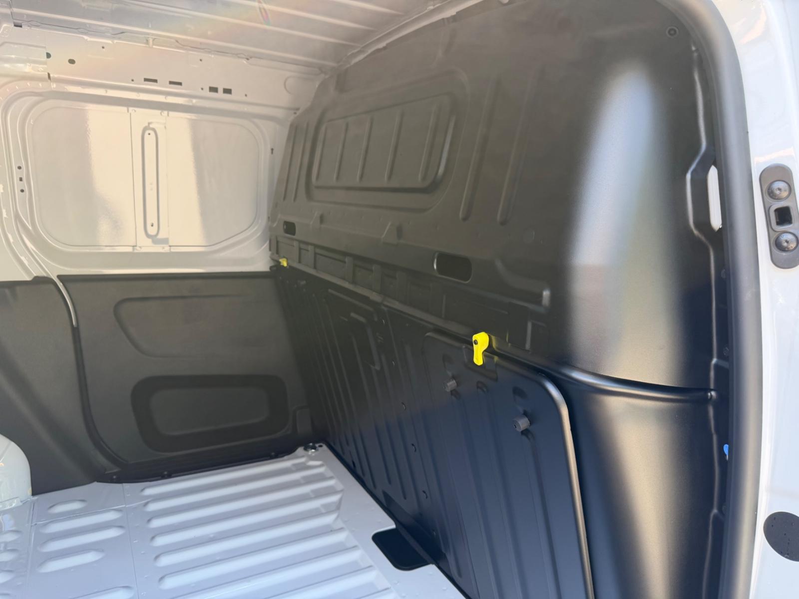 Citroën BERLINGO KASTEN L1H1/M *JAHRESWAGEN*NAVI*KLIMA*
