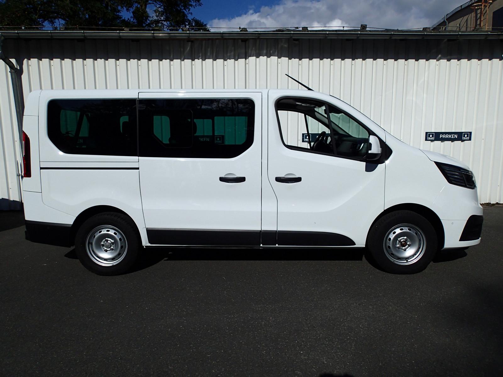 Renault Trafic 9-Sitze Klima Navi
