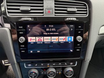 Fahrzeugabbildung Volkswagen Golf VII Lim. Join BlueMotion DSG Navi SHZ uvm.