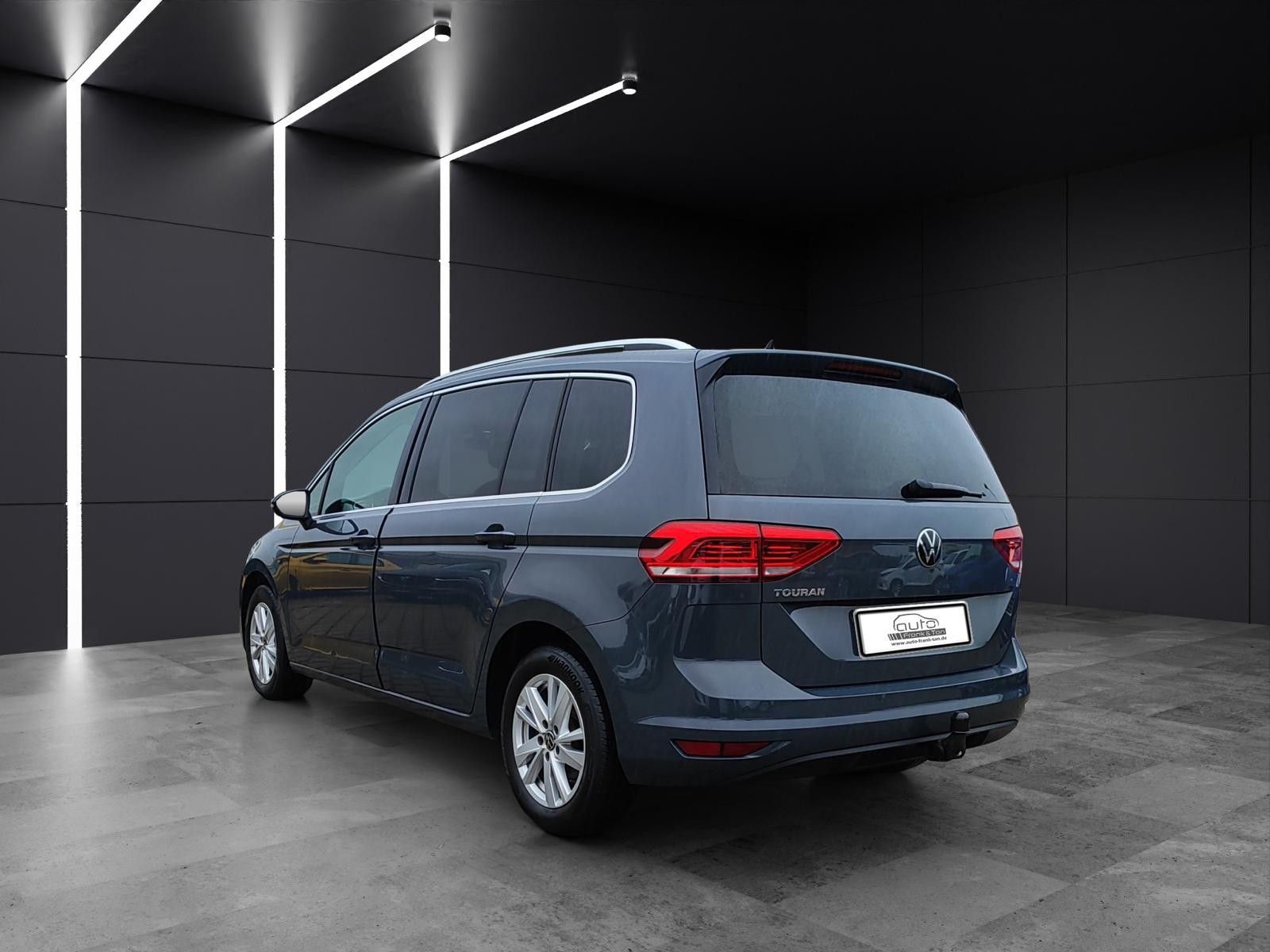 Fahrzeugabbildung Volkswagen Touran Comfortline *Massage*Sitzheizung*Apple*