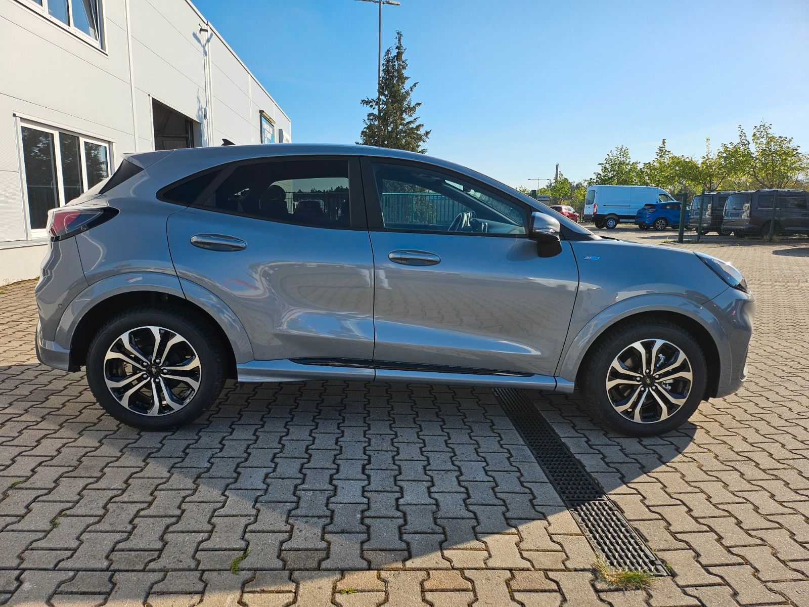 Fahrzeugabbildung Ford Puma ST-Line Rückfahrcam, Winterpaket, Regensen.