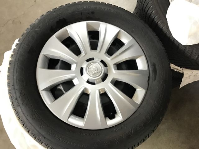 Fahrzeugabbildung Skoda Karoq Sportline 1.5 TSI DSG/Navi/DCC/ACC/4xSHZ