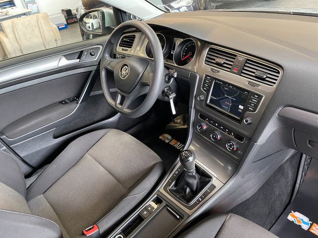 Volkswagen Golf VII Variant Trendline BMT *NAVI*TEM*TÜV-NEU