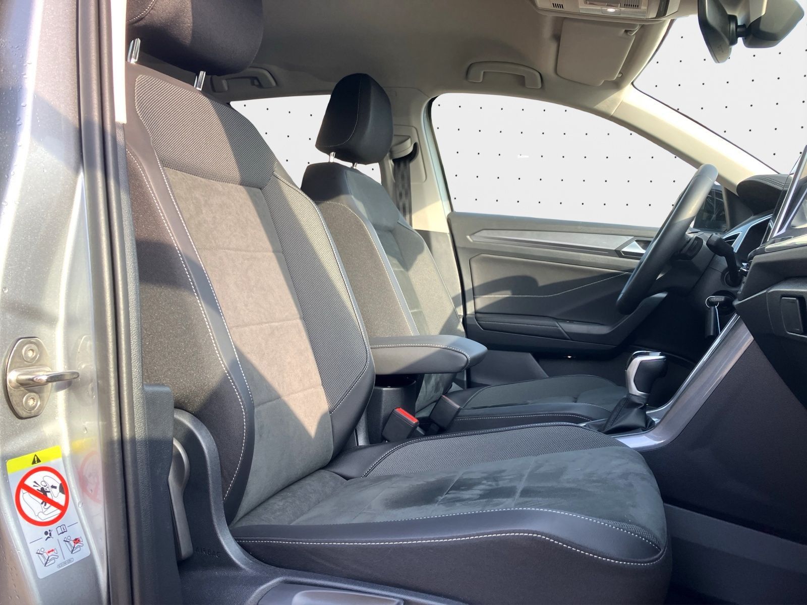 Volkswagen T-Roc - Bild 10
