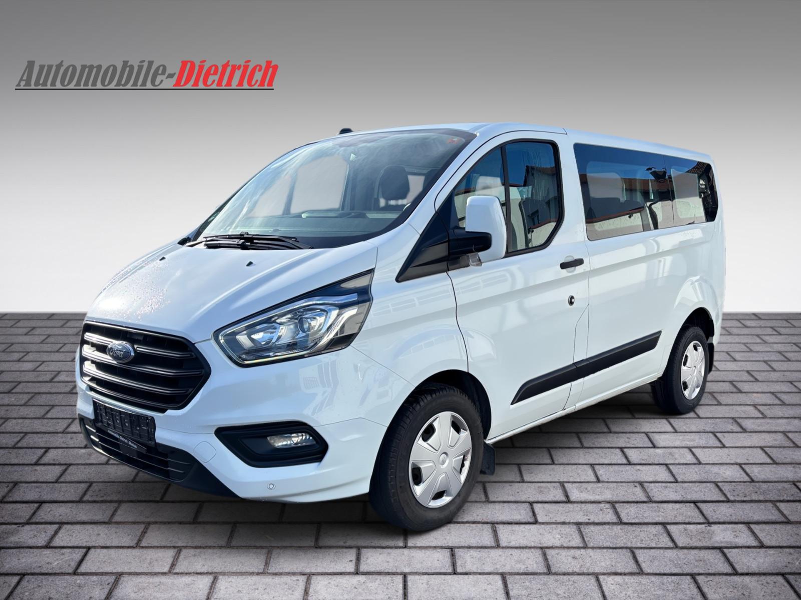 Ford Transit Custom 9 Sitzer