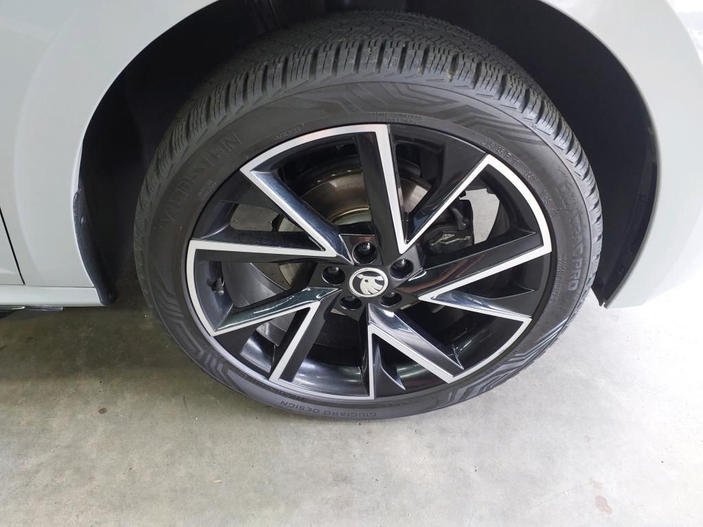 Skoda Kamiq Monte Carlo 1.5 TSI DSG Pano*PDC*Tempo*SH
