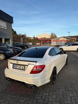Mercedes-Benz C 63 AMG Coupé Performance Package - gebrauchte Mercedes-Benz C 63 AMG aus dem Jahr 2011