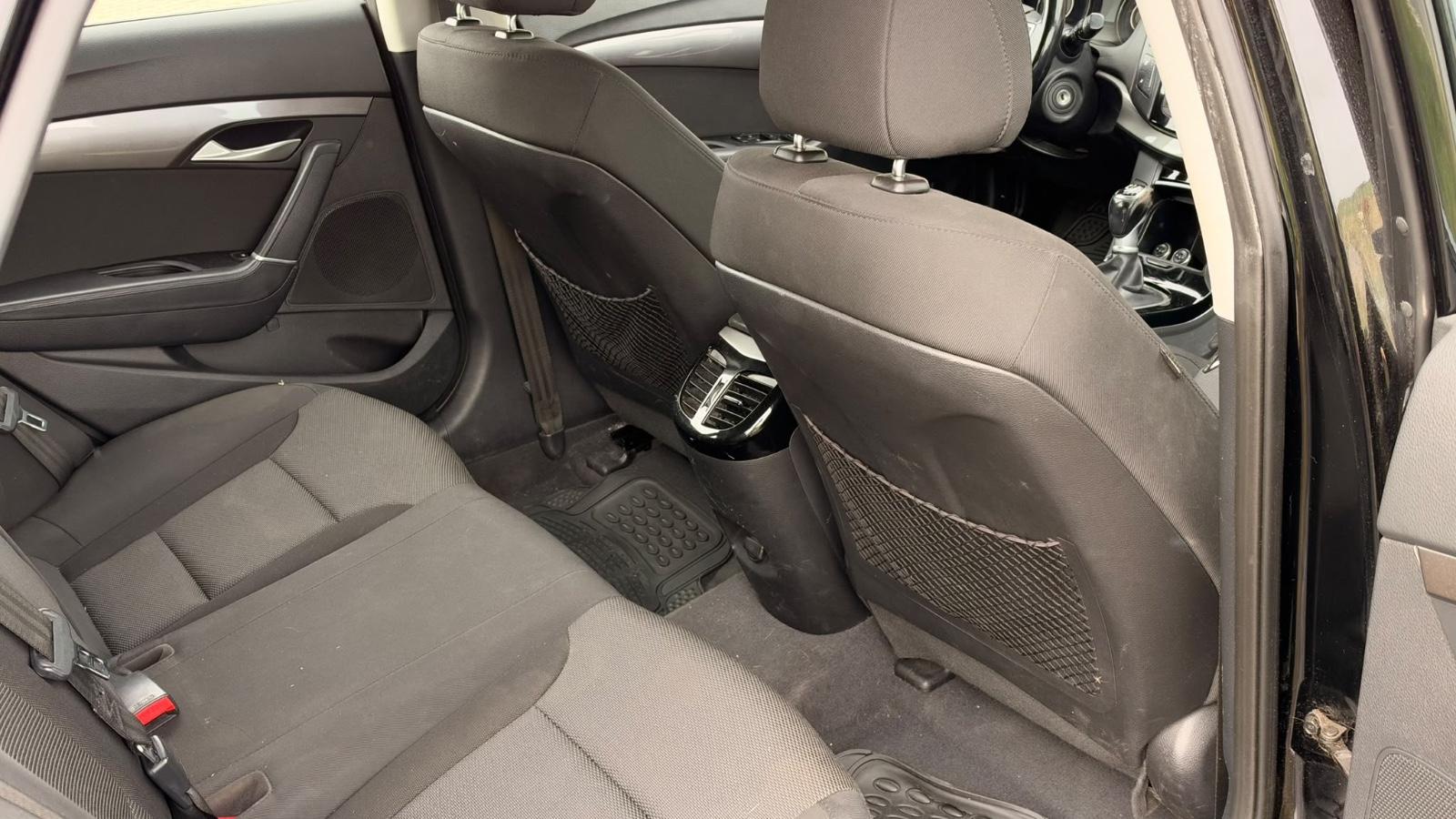 Hyundai i40 2015 — photo 12