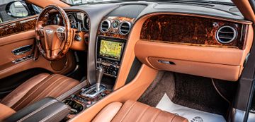Fahrzeugabbildung Bentley Flying Spur 4.0 V8 PANO|CAM|LUFT|SHZ|SLF|KEYLES