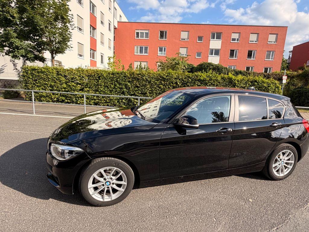 Image of BMW 120