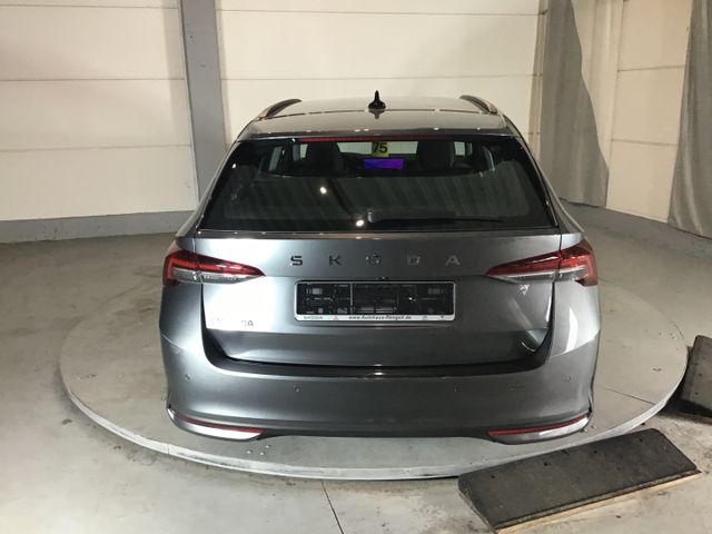 Fahrzeugabbildung Skoda Octavia Selection 2.0 TDI Combi DSG/ACC/Navi/RFK