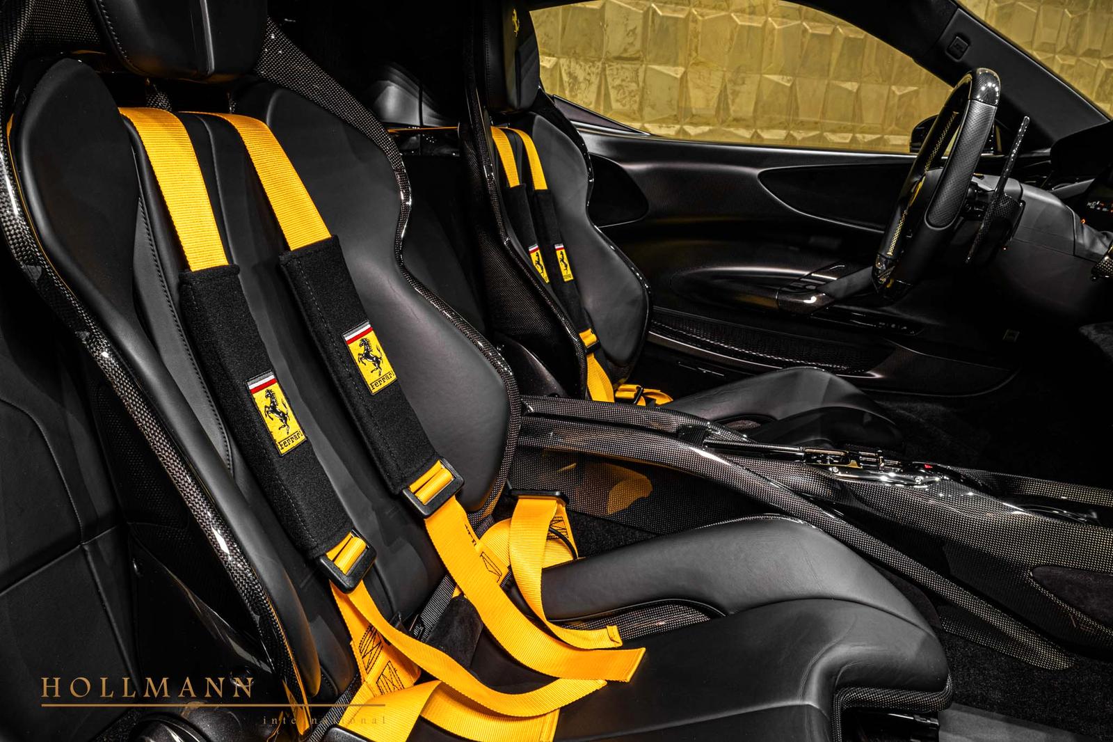 Ferrari SF90 Stradale + CARBON RACING SEATS + FIORANO