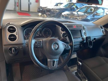 Volkswagen Tiguan Team 4Motion *Parkassistent*Navi*Kamera*