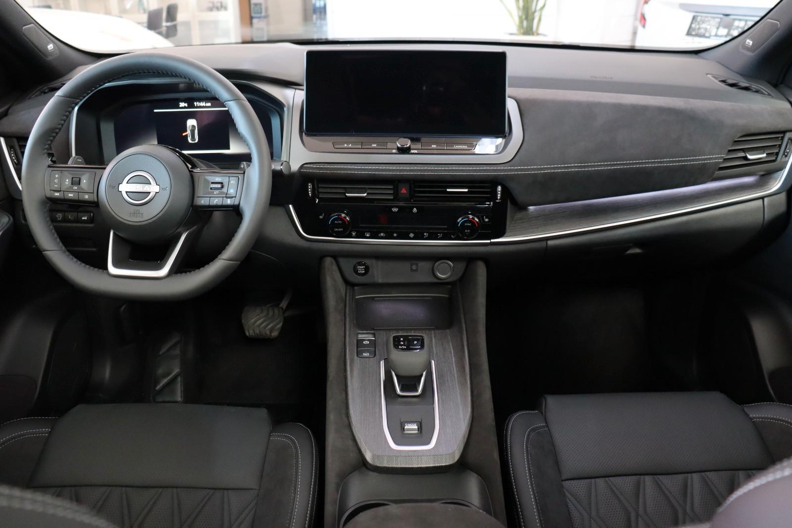 Nissan Qashqai 1.3 Tekna+ PLUS Memory BOSE HUD20 SOFORT