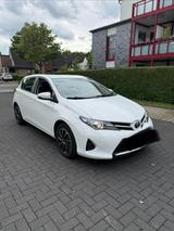 Toyota Auris 1.3 Benzin top Zustand - Toyota Auris in Oberhausen