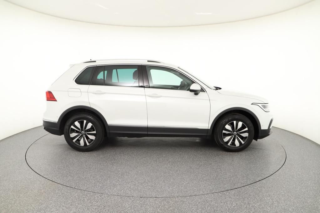 Volkswagen Tiguan Life MOVE 1.5 TSI AHK*Klima*Tempo*PDC*RFK